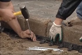 usando el martillo de nuevo-1.jpg